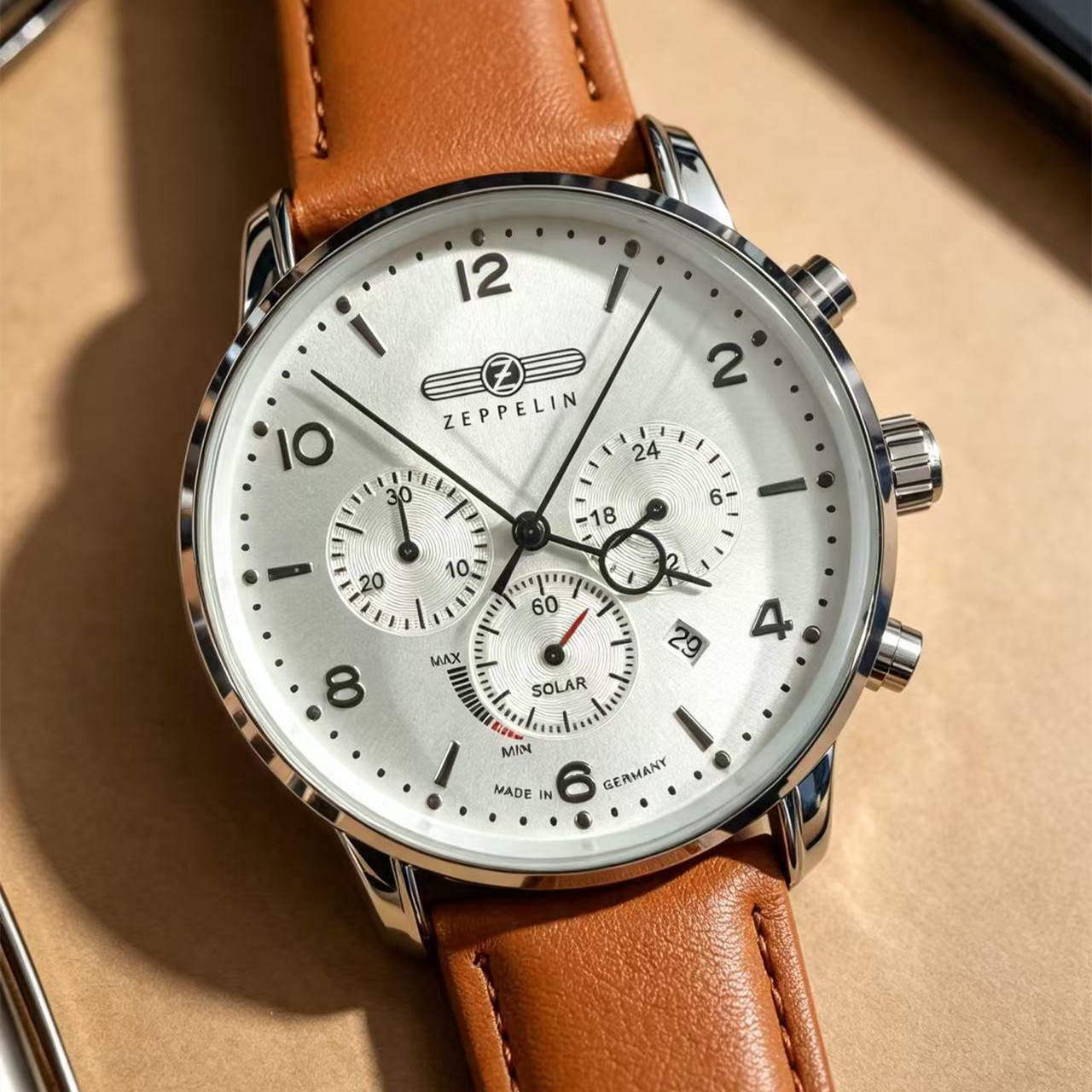 Montre pour homme Zeppelin Air - Leather Watch Band Men avis et prix