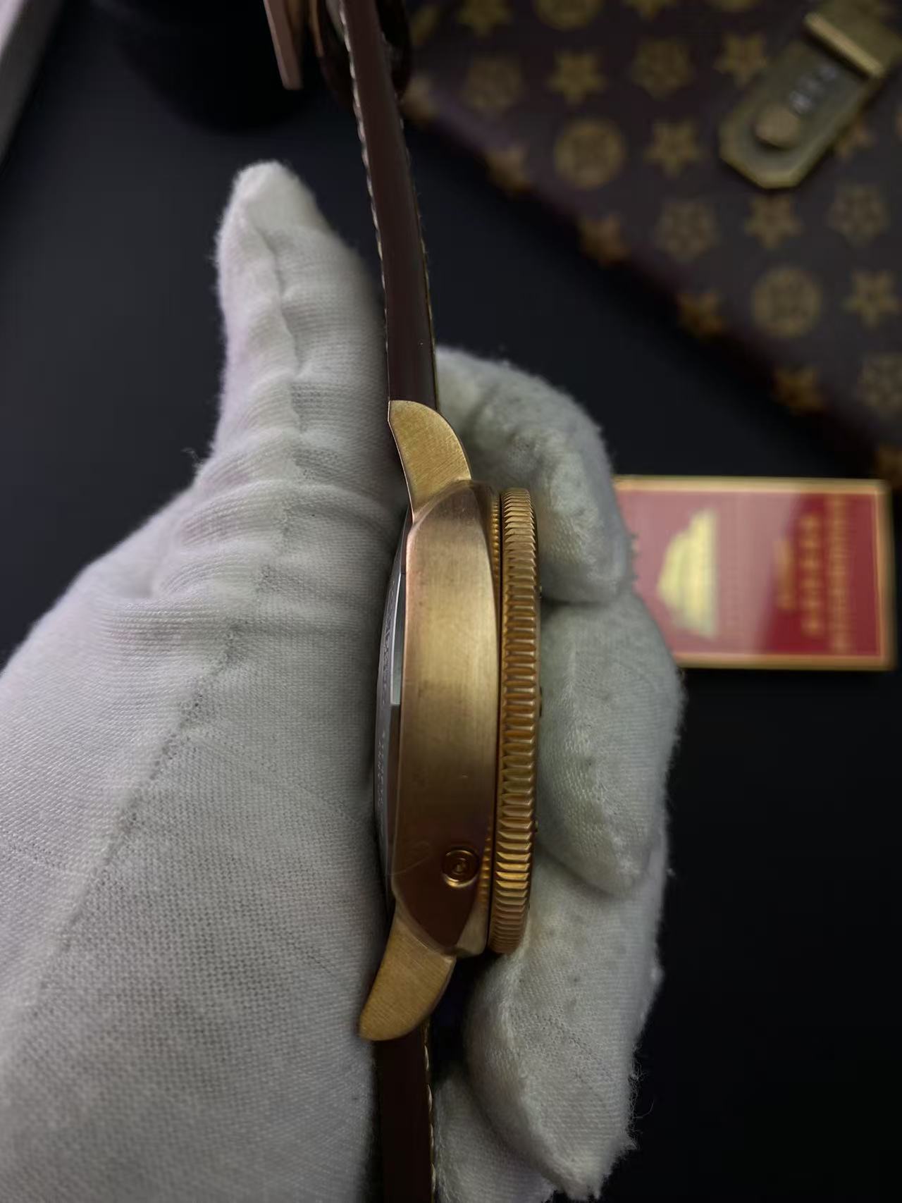 Montre vintage en bronze pour  - Tropic Strap Vintage avis et prix
